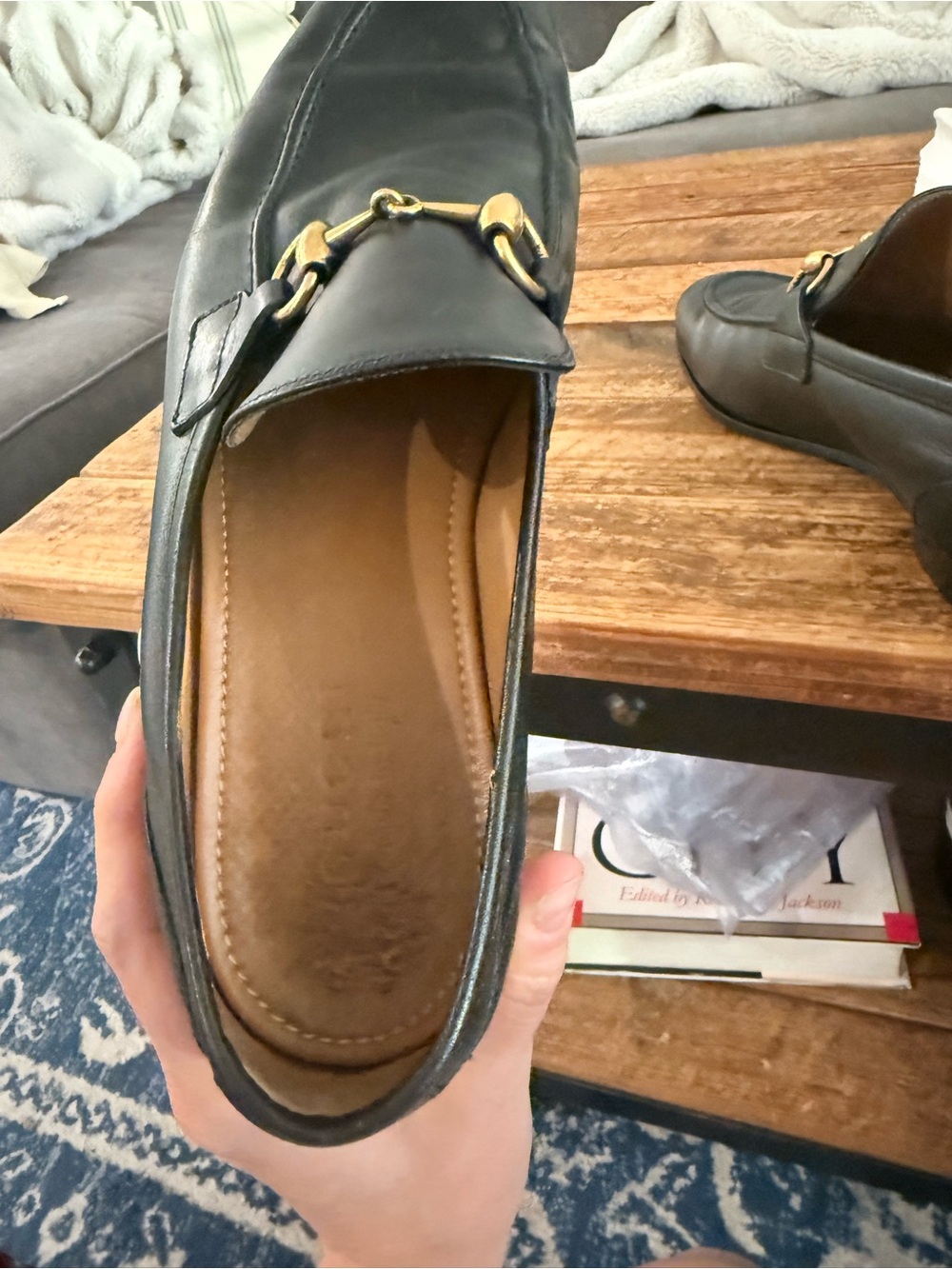 Gucci Black Leather Horsebit Loafers with Gold Hardware - Picture 4 of 7